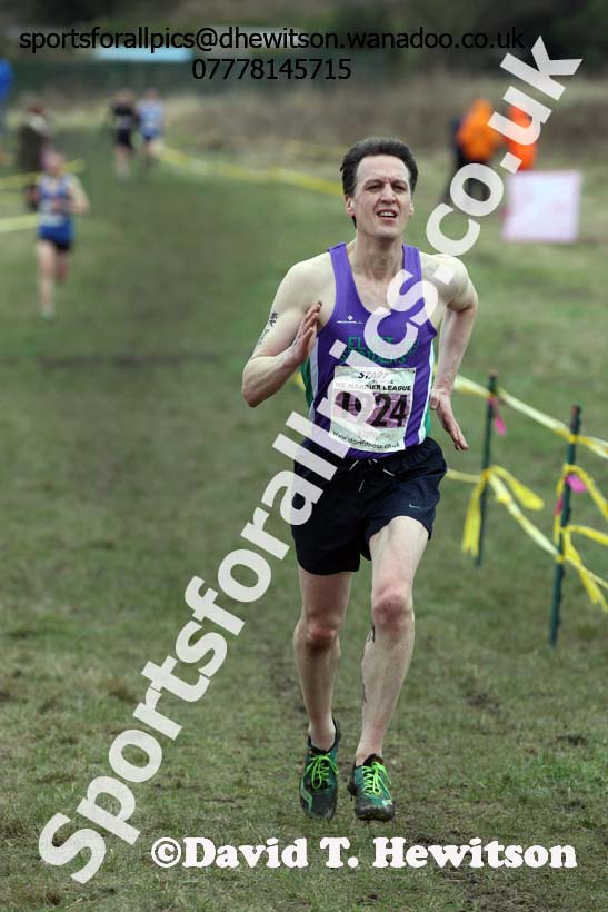 Senior mens Start Fitness NEHL, Wrekenton, Gateshead. Photo: David T. Hewitson/Sports for All Pics